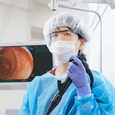 胃カメラの検査を行う様子